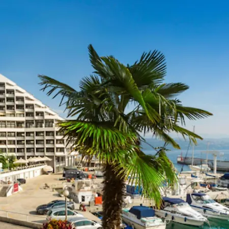 Apartment In The Centar Esperia