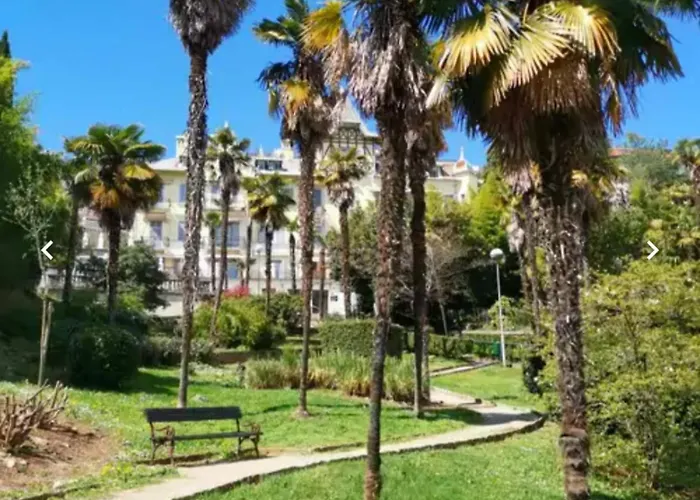 In The Centar Esperia Lejlighed